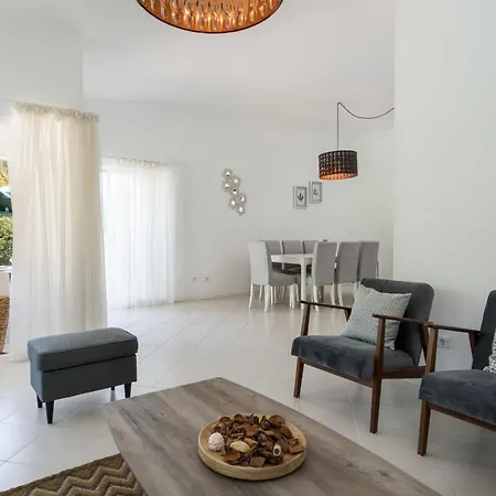 Villa Macuti By Sapvillas Vilamoura